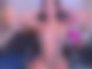 xcarlet milf's Live Sex Cam Show