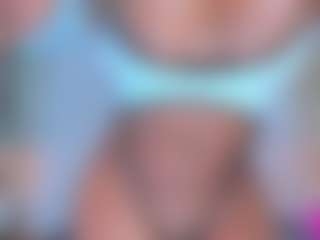 xcarlet milf's Live Sex Cam Show
