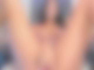 xcarlet milf's Live Sex Cam Show