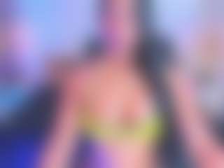 xcarlet milf's Live Sex Cam Show