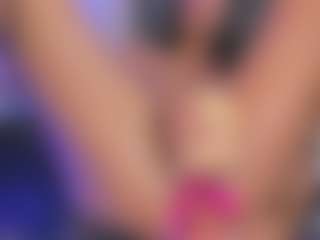 xcarlet milf's Live Sex Cam Show