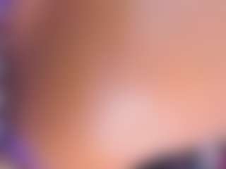xcarlet milf's Live Sex Cam Show