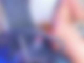 xcarlet milf's Live Sex Cam Show