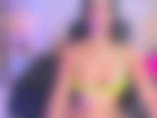 xcarlet milf's Live Sex Cam Show