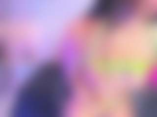 xcarlet milf's Live Sex Cam Show