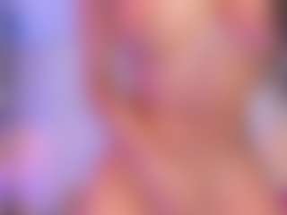 xcarlet milf's Live Sex Cam Show