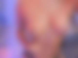 xcarlet milf's Live Sex Cam Show