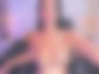 xcarlet milf's Live Sex Cam Show