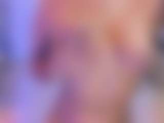 xcarlet milf's Live Sex Cam Show