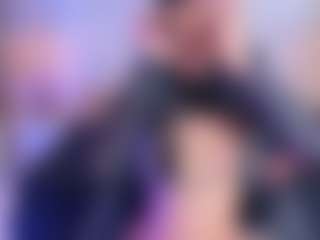 xcarlet milf's Live Sex Cam Show
