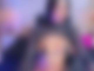xcarlet milf's Live Sex Cam Show