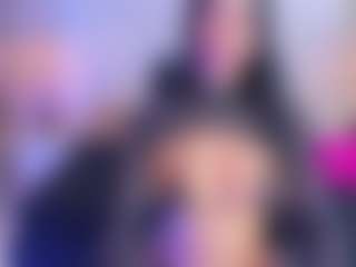 xcarlet milf's Live Sex Cam Show