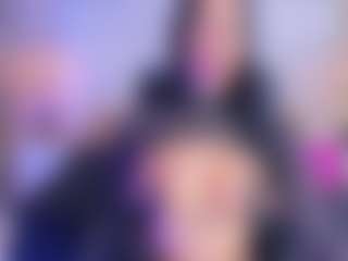 xcarlet milf's Live Sex Cam Show