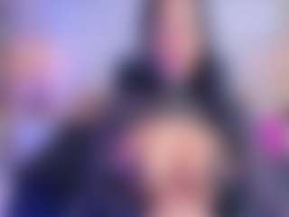 xcarlet milf's Live Sex Cam Show
