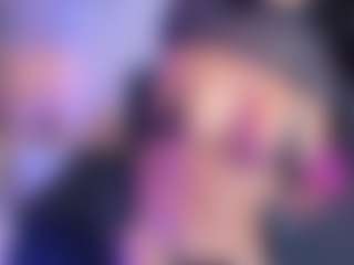 xcarlet milf's Live Sex Cam Show