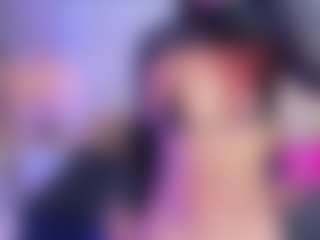 xcarlet milf's Live Sex Cam Show
