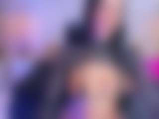 xcarlet milf's Live Sex Cam Show