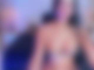 xcarlet milf's Live Sex Cam Show
