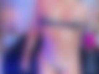 xcarlet milf's Live Sex Cam Show