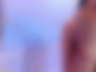 xcarlet milf's Live Sex Cam Show
