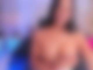 xcarlet milf's Live Sex Cam Show