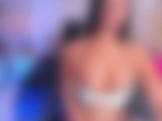 xcarlet milf's Live Sex Cam Show