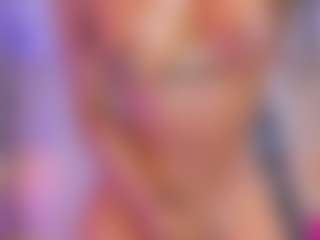 xcarlet milf's Live Sex Cam Show