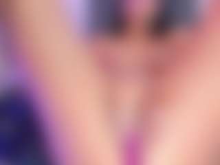 xcarlet milf's Live Sex Cam Show