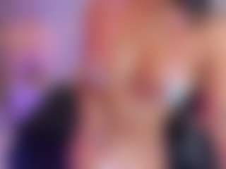 xcarlet milf MILF webcam performer live streaming