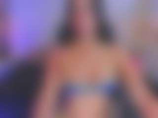 xcarlet milf's Live Sex Cam Show