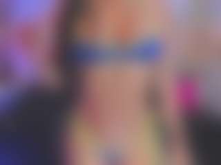 xcarlet milf's Live Sex Cam Show