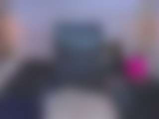 xcarlet milf's Live Sex Cam Show