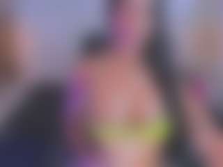 xcarlet milf's Live Sex Cam Show
