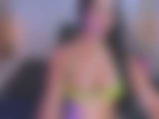 xcarlet milf's Live Sex Cam Show