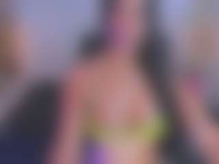 xcarlet milf's Live Sex Cam Show