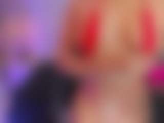 xcarlet milf's Live Sex Cam Show