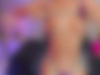 xcarlet milf's Live Sex Cam Show