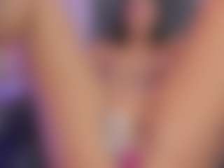 xcarlet milf's Live Sex Cam Show