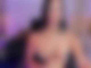 xcarlet milf's Live Sex Cam Show