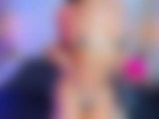 xcarlet milf's Live Sex Cam Show