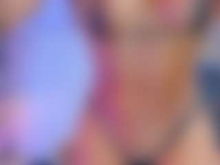 xcarlet milf's Live Sex Cam Show