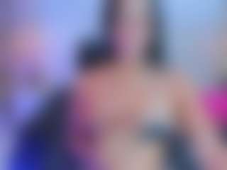 xcarlet milf's Live Sex Cam Show