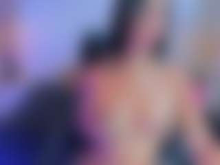 xcarlet milf's Live Sex Cam Show