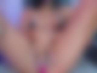 xcarlet milf's Live Sex Cam Show