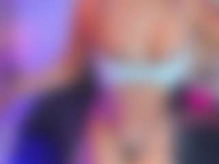 xcarlet milf's Live Sex Cam Show