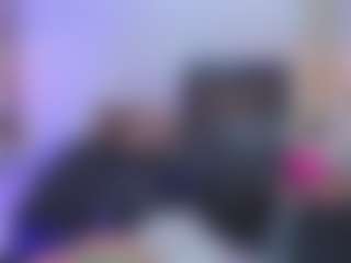 xcarlet milf's Live Sex Cam Show