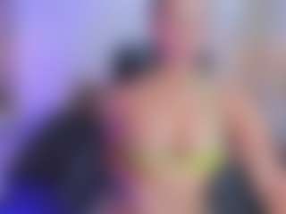 xcarlet milf's Live Sex Cam Show