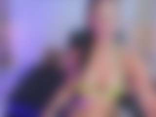 xcarlet milf's Live Sex Cam Show