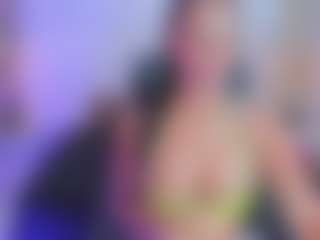 xcarlet milf's Live Sex Cam Show