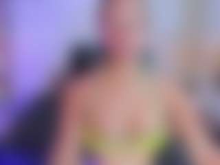 Show en direct avec xcarlet milf - Dildo Or Vibrator MILF sur Camsoda